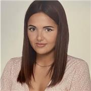 Entrenadora personal titulada con 3 años de experiencia ofrece entrenos online o presenciales en Tenerife